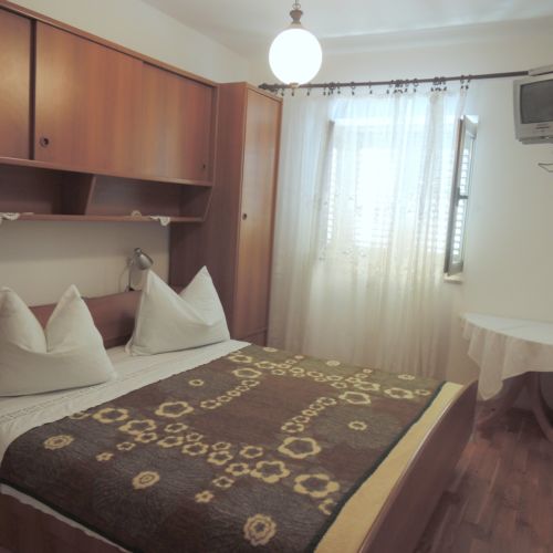 Air Conditioned Double Room with Shower