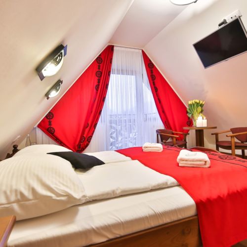 Apartament deluxe cu vedere spre munte cu 2 camere pentru 5 pers.