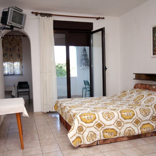 Apartament 3-osobowy z klimatyzacją z widokiem na morze z 1 pomieszczeniem sypialnianym AS-5050-a