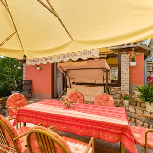 Apartament 4-osobowy z klimatyzacją z tarasem z 1 pomieszczeniem sypialnianym A-7867-c