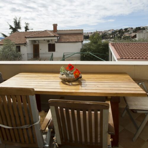 Apartament cu aer condiționat cu vedere spre mare cu 1 camera pentru 4 pers. A-12696-a