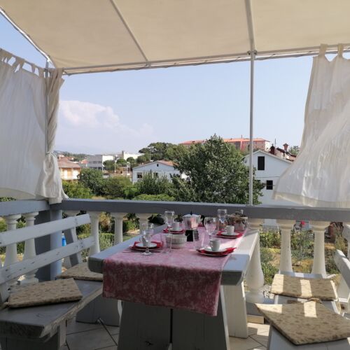 Apartament cu aer condiționat cu terasă cu 2 camere pentru 4 pers. A-14996-b