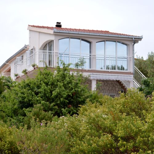 Sea View 2-Room Air Conditioned Apartment for 5 Persons A-15404-b