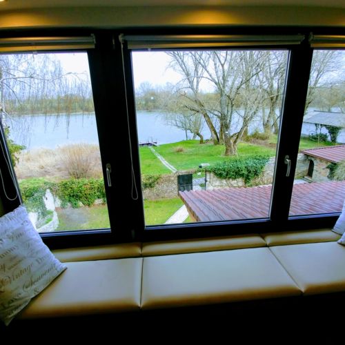 River View 3-Room Balcony Apartment for 8 Persons