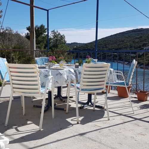 3-Zimmer-Apartment für 6 Personen mit Klimaanlage und Aussicht auf das Meer K-8892