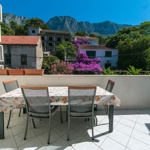 1-Zimmer-Apartment für 3 Personen mit Klimaanlage und Balkon AS-15714-d