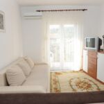 Sea View 1-Room Air Conditioned Apartment for 4 Persons A-15748-c