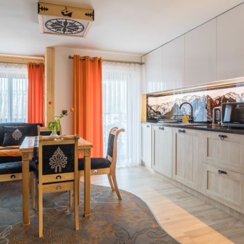 Apartament standard Plus familial(ă) cu 2 camere pentru 5 pers.