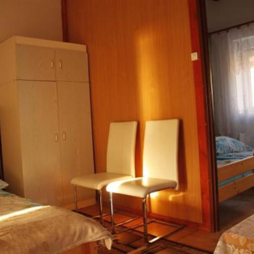 Apartament 5-osobowy z 2 pomieszczeniami sypialnianymi