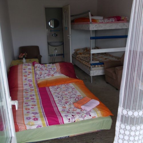 Pokój 4-osobowy z balkonem z łazienką