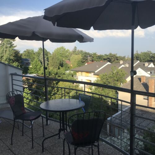 Apartament silver la etaj cu 1 camera pentru 2 pers. (se poate solicita pat suplimentar)