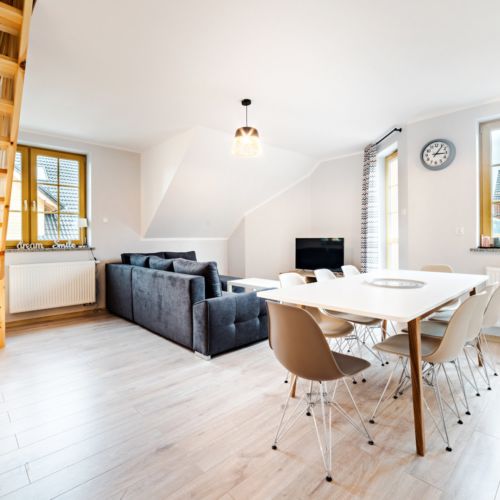 Apartament 8-osobowy Family z balkonem