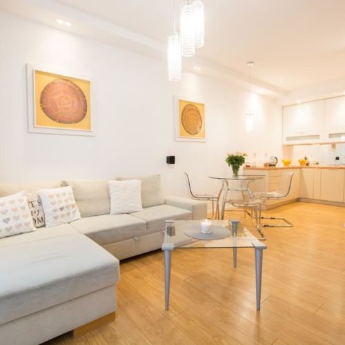 Apartament 4-osobowy z balkonem z widokiem na ogród z 2 pomieszczeniami sypialnianymi