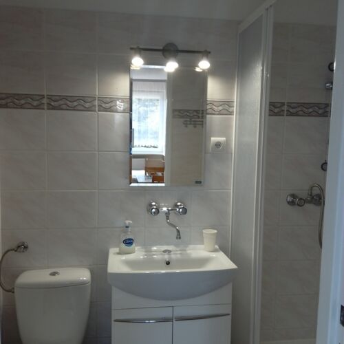 Pokój 4-osobowy z łazienką z aneksem kuchennym