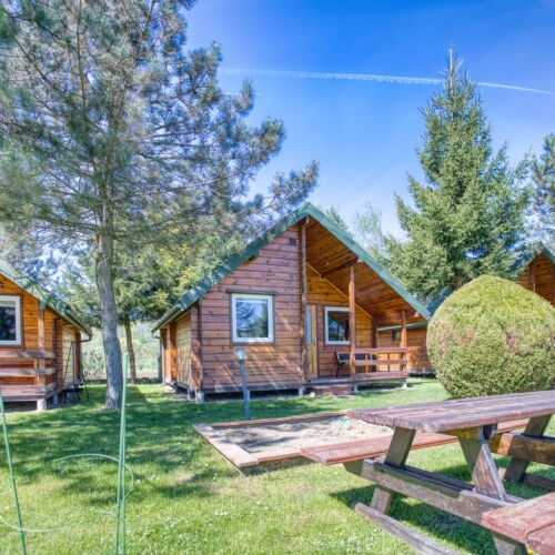 Casă de vară pentru 5 pers. (se inchirieaza doar integral)