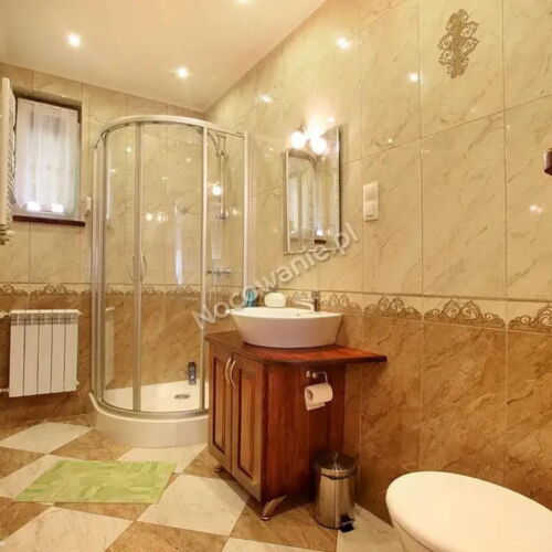 Apartman s koupelnou s vlastní kuchyní s manželskou postelí s 1 ložnicí (s možností přistýlky)