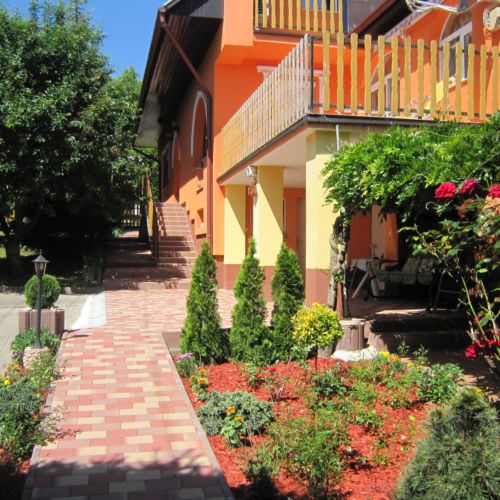 Apartament 2-osobowy z łazienką z tarasem z 1 pomieszczeniem sypialnianym