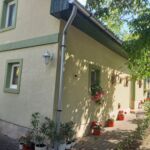 Casa rustica cu vedere spre gradina pentru 6 pers. (se inchirieaza doar integral)