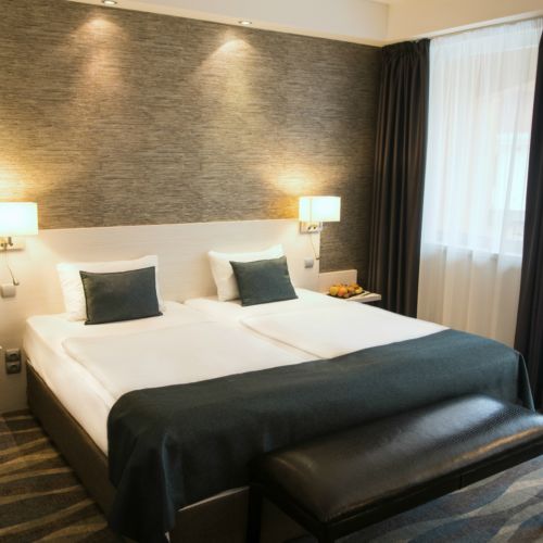 Camera twin superior cu pat suplimentar