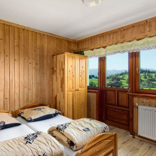 Mountain View Garden View Twin Room