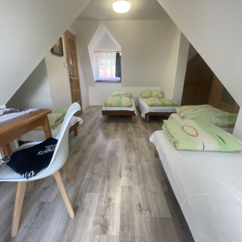 Mountain View Garden View 5 Person Room