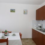 Standard 2-Zimmer-Apartment für 4 Personen mit Balkon (Zusatzbett möglich)