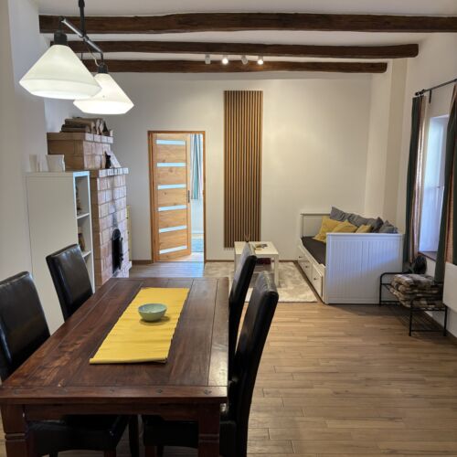 Forest View Whole House Apartment for 4 Persons