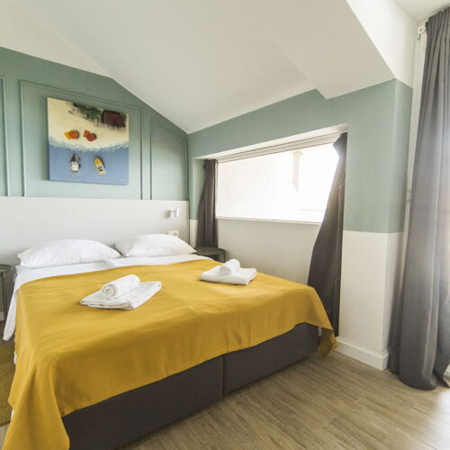 Camera dubla standard cu baie