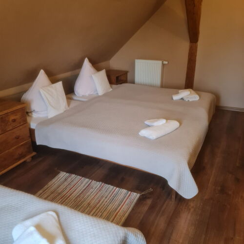 2-Room Balcony Apartment for 6 Persons ensuite
