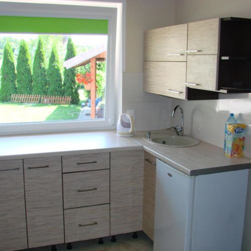 Apartament cu balcon cu grup sanitar cu 2 camere pentru 4 pers.