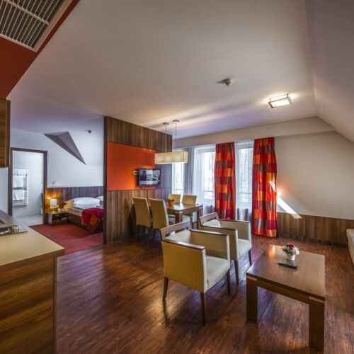 Suita familial(ă) cu 1 camera pentru 2 pers. (se poate solicita pat suplimentar)