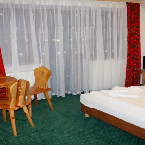 Standard Mountain View Triple Room
