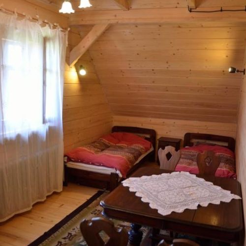 Pokój 4-osobowy z widokiem na góry