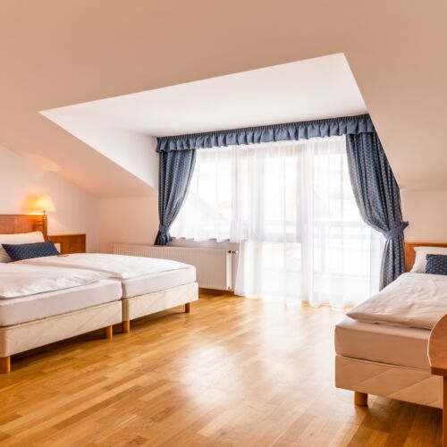 Apartman s balkónem s vlastní kuchyní pro 3 os. s 1 ložnicí