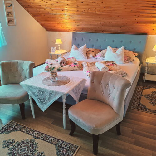 Superior Upstairs 1-Room Apartment for 2 Persons (extra bed available)