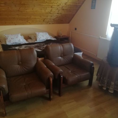 Air Conditioned Twin Room ensuite (extra bed available)