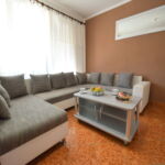 4-Zimmer-Apartment für 11 Personen mit Klimaanlage und Terasse
