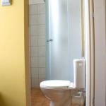 Camera single cu grup sanitar lCD TV