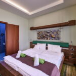 Deluxe 1-Zimmer-Suite für 2 Personen mit Panorama auf den See (Zusatzbett möglich)