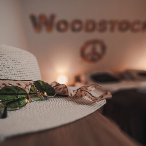 Camera tripla la mansardă cu aer condiționat