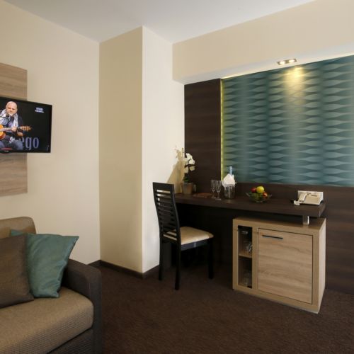 Rezydencja pokój 4-osobowy Superior z 2 pomieszczeniami sypialnianymi (możliwa dostawka)