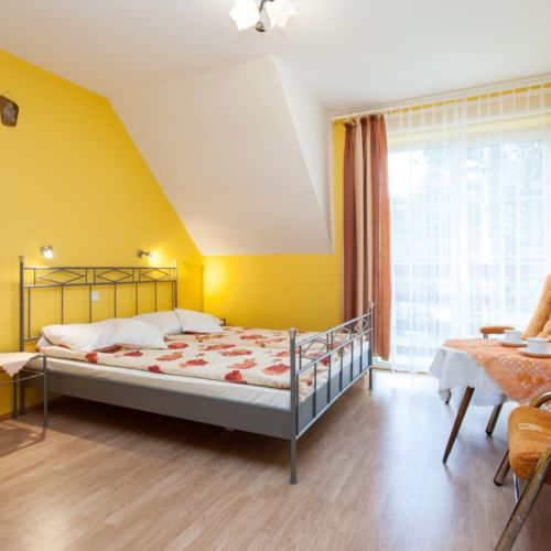 Pokój 2-osobowy na parterze ze wspólnym aneksem kuchennym