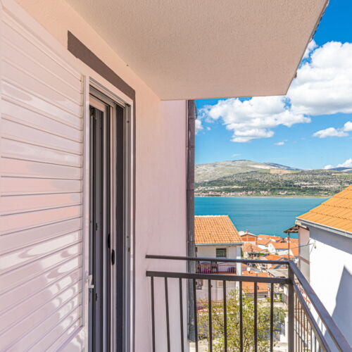 1-Zimmer-Apartment für 3 Personen Obergeschoss mit Aussicht auf das Meer