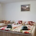 1-Room Apartment for 4 Persons ensuite with Kitchen