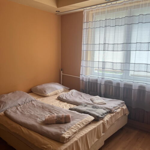 Casă de vacanță cu vedere spre munte cu panoramă pentru 8 pers. (se inchirieaza doar integral)