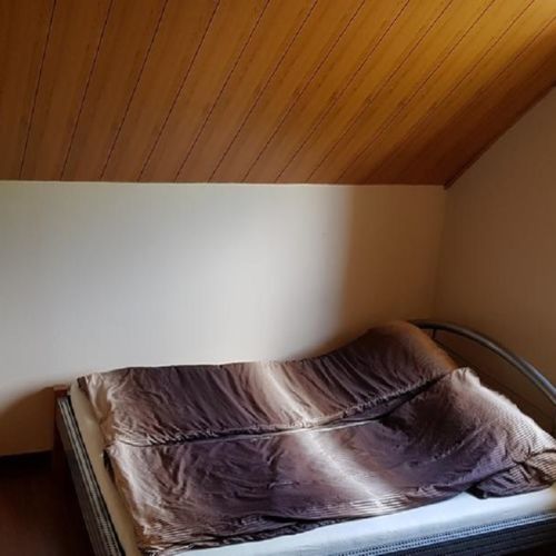 Pokoj s manželskou postelí