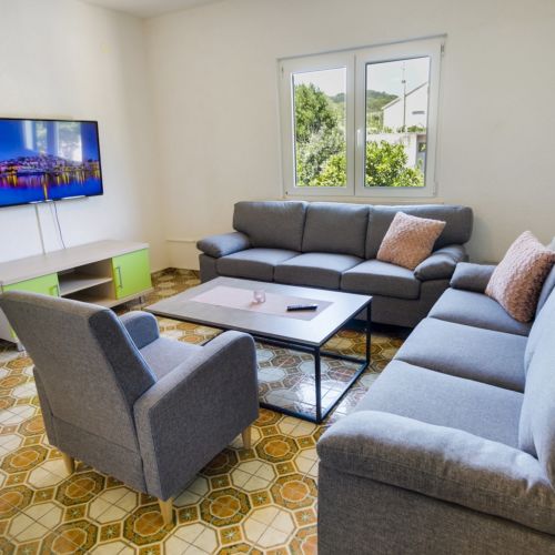 Casă de vacanță pentru 12 pers. (se inchirieaza doar integral)