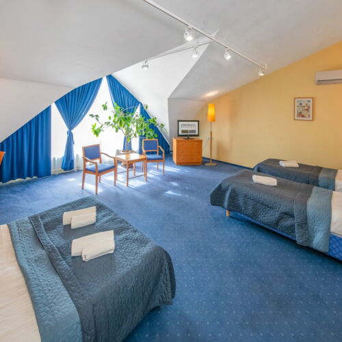 Family Pokoj pro 4 os. na poschodí