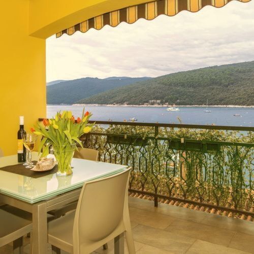 Lux 3-Zimmer-Apartment für 6 Personen mit Aussicht auf das Meer