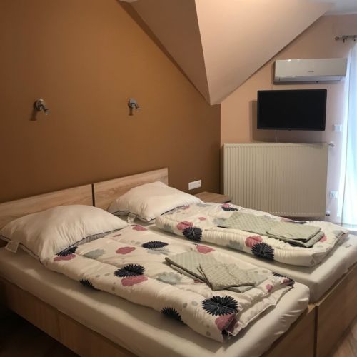 Upstairs Balcony Twin Room (extra bed available)